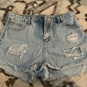 Light Washed Jean Short